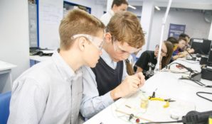 Исаак Калина призвал ректоров совместно обсудить развитие предпрофессиональной подготовки выпускников московских школ