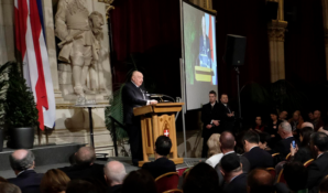 Президент ЕЕК Вячеслав Моше Кантор призвал к поиску практических решений проблемы антисемитизма