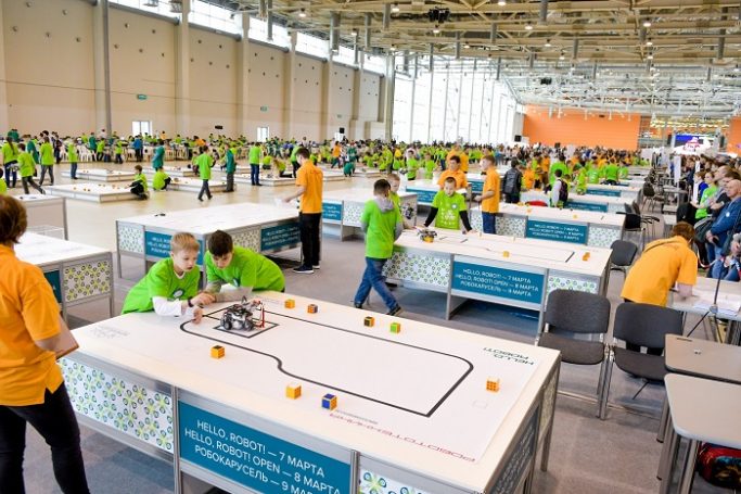 LEGO EDUCATION наградила победителей робототехнических соревнований фестиваля «ProFest»