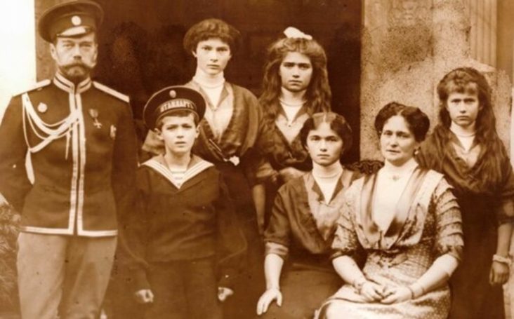 Эксперты: «екатеринбургские останки» не имеют отношения к Царской семье