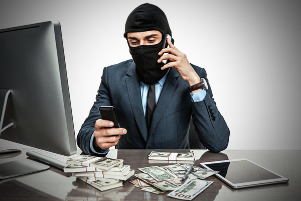 Как застраховать себя от приобретения нелегального паспорта при оформлении второго гражданства