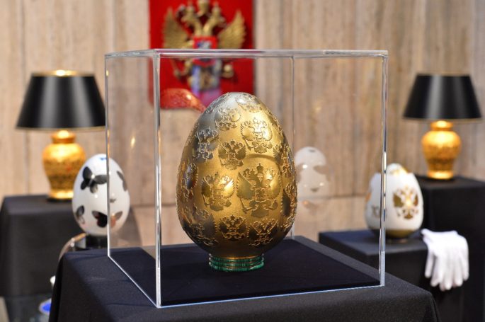 10 апреля в Берлине завершилась пасхальная выставка немецкого ювелира-дизайнера Петера Небенгауза