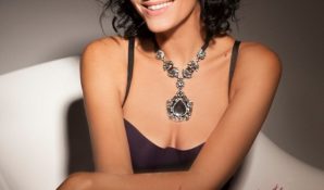 Новую песню «Твой поцелуй» подарил Михаил Гуцериев певице Славе