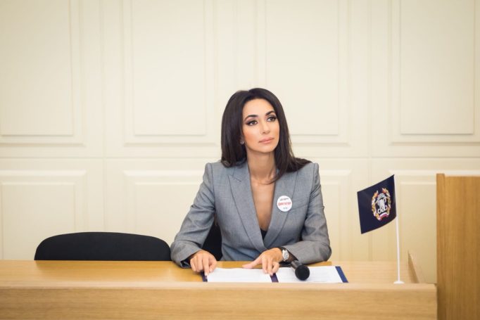 Певица Зара стала добрым «диктатором» международной акции