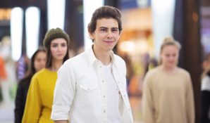 Исполнитель ВладиМир поддержал движение «антихейт» флешмобом в Москве