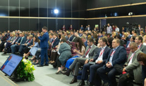 Анатолий Артамонов дал высокую оценку участию Калужской области в ПМЭФ