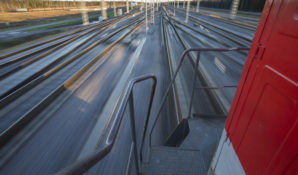 На станции Лужская начинают работать беспилотные локомотивы