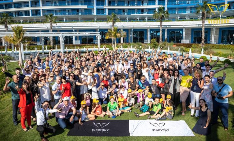 Масштабную конференцию «Высоцкий Консалтинг» провел собственник компании Visotsky Consulting