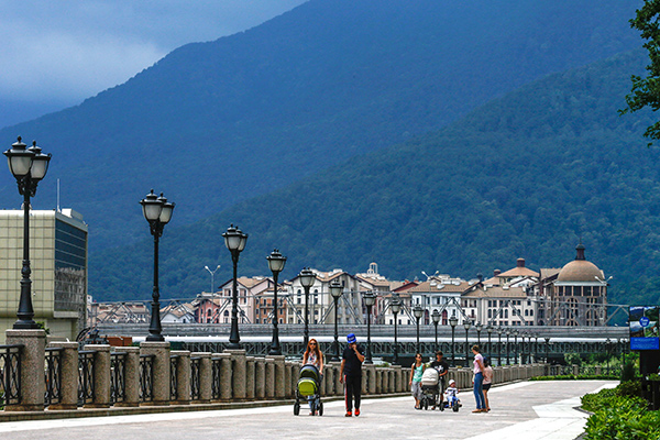 Сергей Бачин: «Роза Хутор» правильно называть горным, а не горнолыжным курортом