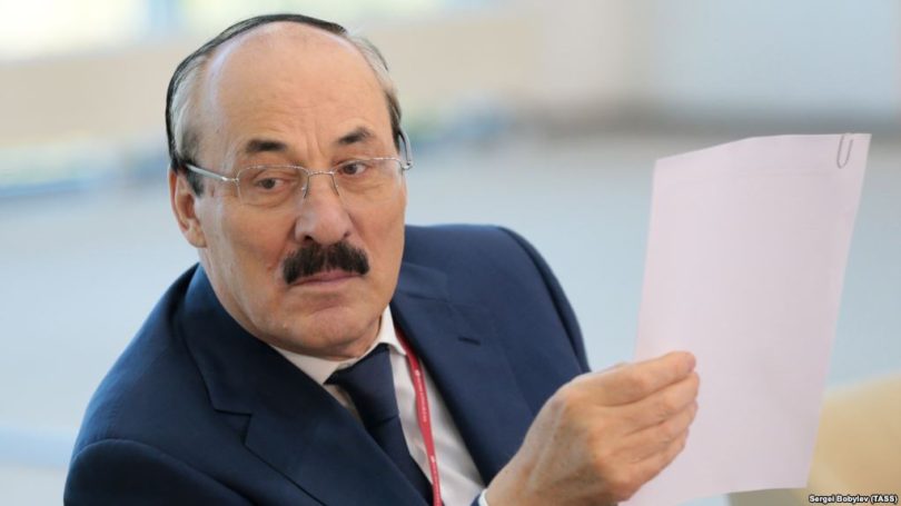 Рамазан Абдулатипов в Москве провел форум по проблемам Каспия