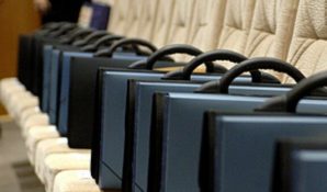 Исаак Калина: в Москве наблюдается сокращение числа связанных с местной системой образования чиновников