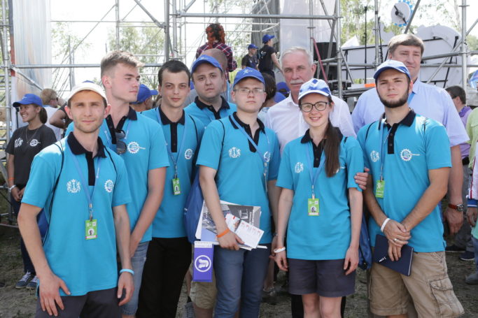 Студенты из России и 43 стран мира собрались в Ульяновской области на форуме «Инженеры будущего»