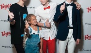 Молодые предприниматели подарили праздник детям