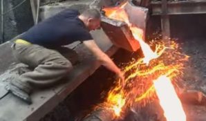 Огненные забавы российских металлургов