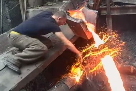 Огненные забавы российских металлургов