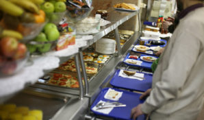 Московские заведения общепита заработали за июнь 2018 года 17 млрд рублей, – Сергунина