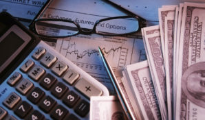 АО МФК «Городская Сберкасса» праздник «День финансиста» отметила уроками финансовой грамотности в школах