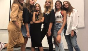 Топ-блогера Лизу Анохину приняли в культовую поп-группу Open Kids