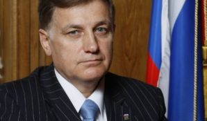 У Генпрокурора Юрия Чайки попросили защиты от произвола спикера ЗакСа Макарова