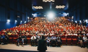 «Таблетку от осенней хандры» предложил актер и продюсер Алексей Гуськов