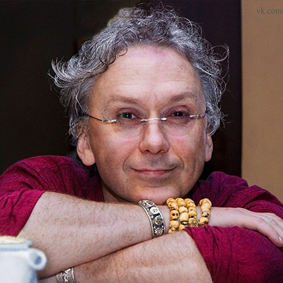 Первый в России персональный детский сад в смартфоне!«Сказбука. Заботливое обучение»