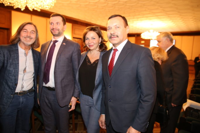 Никас Сафронов и Андрей Фомочкин получили награды от Общественной Палаты Союзного государства