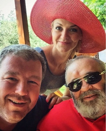 «Все говорят, а я делаю!» — благодаря таланту продюсера, крепкий орешек Александр Робак шагнул с экрана в мир киноиндустрии