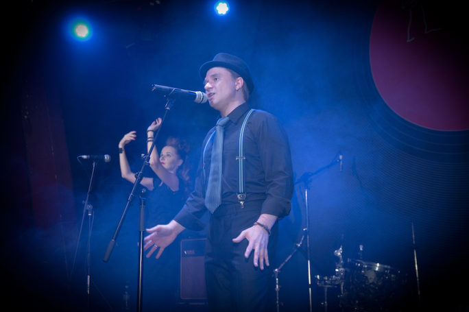 Электронная романтика московского проекта «Созвездие Зебры»