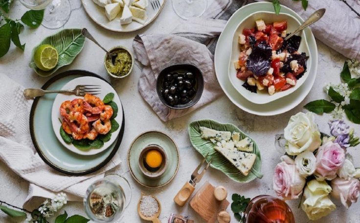 Сочетание синемаграфии и стиля Flatlay