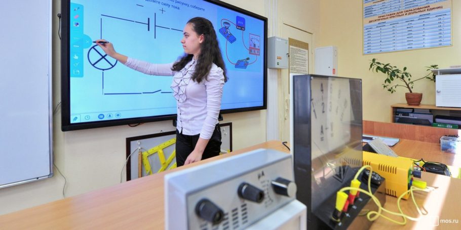 Цифровые технологии привели к бурному росту результатов столичных школьников