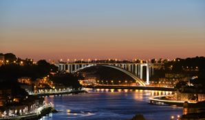 Туроператор «Лузитана Сол»: Экскурсионные туры в Португалию в мае