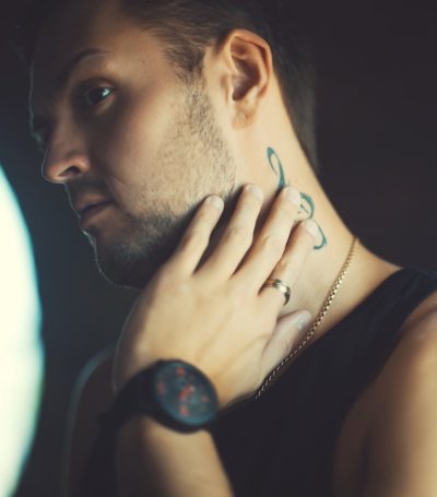 НАШЕ VREMЯ — это девиз, что нужно ценить каждый момент своей жизни