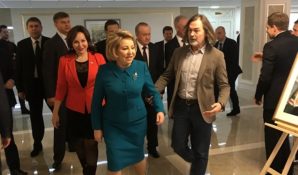 Презентация выставки «Наша эпоха в лицах современников» Никаса Сафронова прошла в Совете Федерации