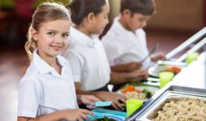 Оснащение и темпы развития московской школы вызвали изумление делегации от КПРФ