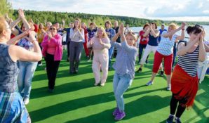 Исаак Калина отметил важность проекта «Московское долголетие» для учеников и школ столицы