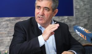 Более 150 вопросов прислали через портал МЭШ учителя столицы Исааку Калине