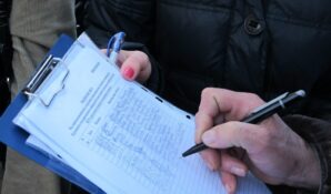 Яшин и Соболь надеются попасть в МГД с помощью проплаченных сборщиков подписей