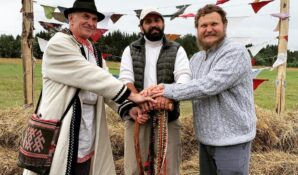 Олег Сирота поблагодарил Михаила Ведерникова за поддержку сырного фестиваля на территории Псковской области