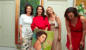 Любовь Никитина презентовала уникальную картину Сати Казановой