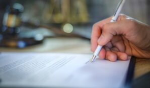 Представители ведущих вузов России одобрили идею создания частных судебных приставов в РФ