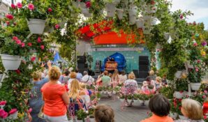 Праздничные спектакли, концерты и круглосуточное метро: Москва готовится ко Дню города