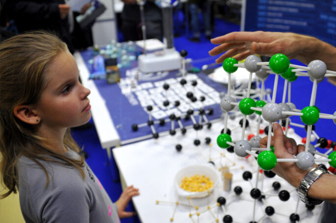 Три нобелевских лауреата посетили фестиваль NAUKA 0+ в Москве