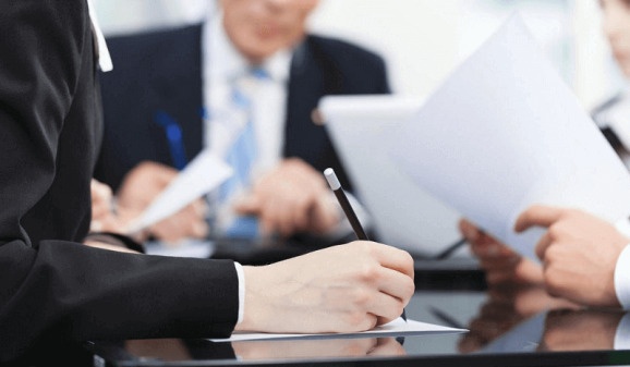 Юрия Лужков исследует ошибки правителей России XX века в своей новой книге