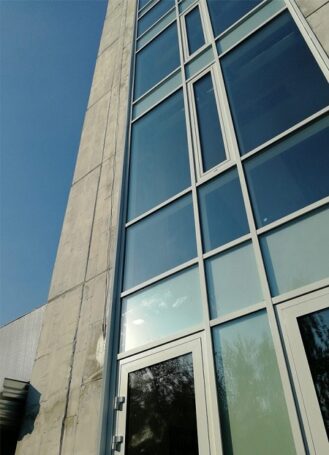 Новое остекление НИИ Микрохирургии глаза от «Алюминиевых решений»