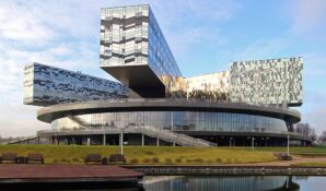 Современный конгресс-центр построит группа «САФМАР» Гуцериева в «Сколково»