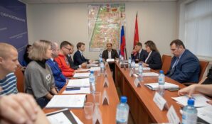 Михаил Романов предложил свою помощь депутатам муниципального образования Купчино