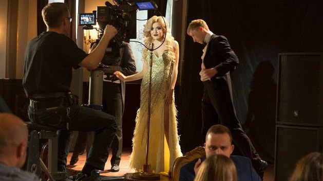 Премьера клипа состоялась в конце ноября