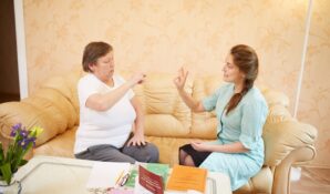 Как общаться пациенту после инсульта, если нарушена речь