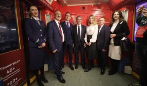 Метропоезд «Московский предприниматель» презентовали в электродепо «Красная Пресня»