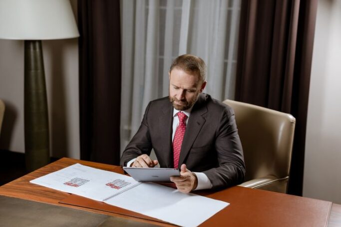 Об угрозе остановки развития золотодобывающей отрасли в РФ предупредил Сергей Янчуков